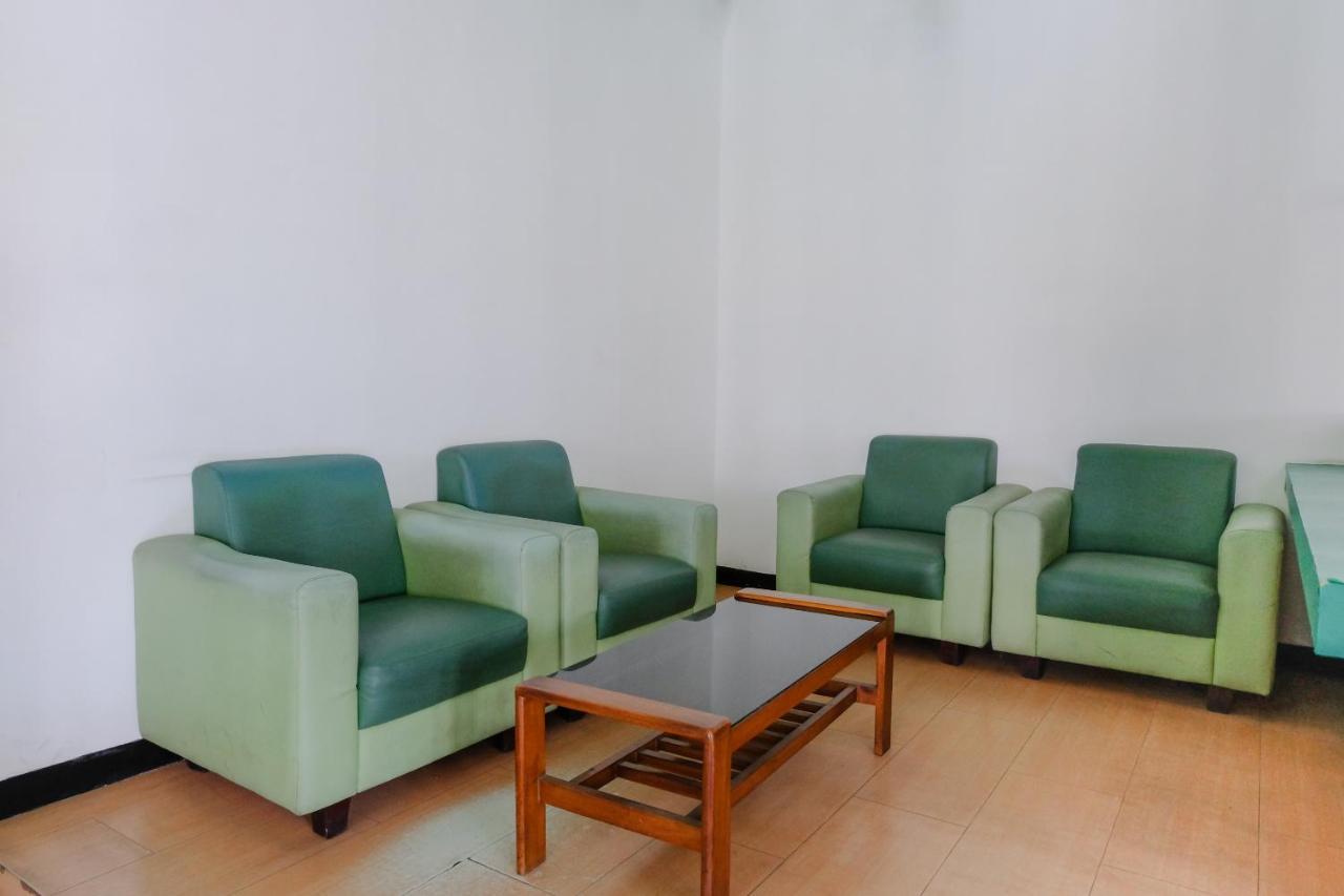 Hotel Taman Indah Madiun Exterior photo